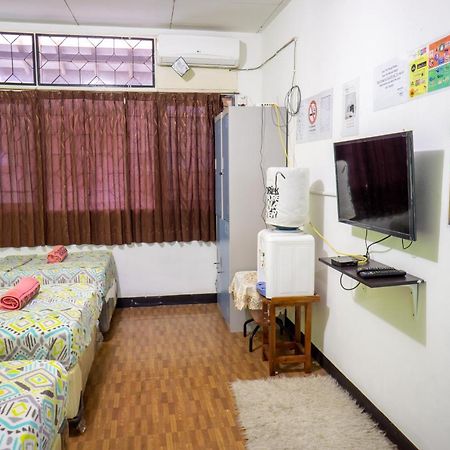 Zenrra Backpacker Hostel Bandung Exterior foto