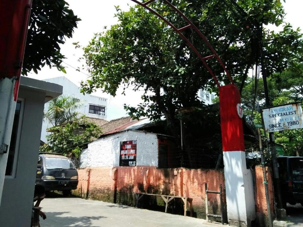 Zenrra Backpacker Hostel Bandung Exterior foto