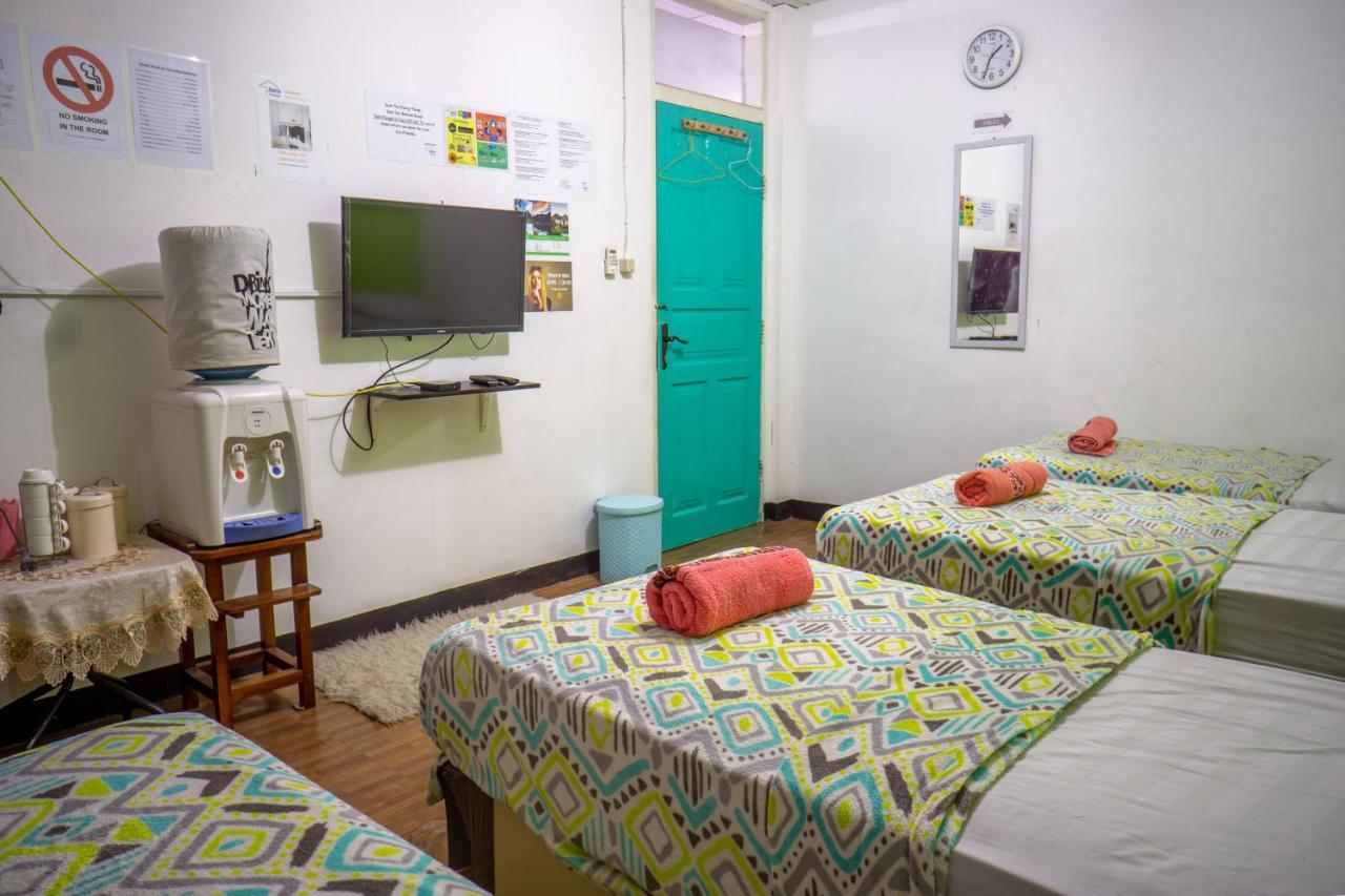 Zenrra Backpacker Hostel Bandung Exterior foto